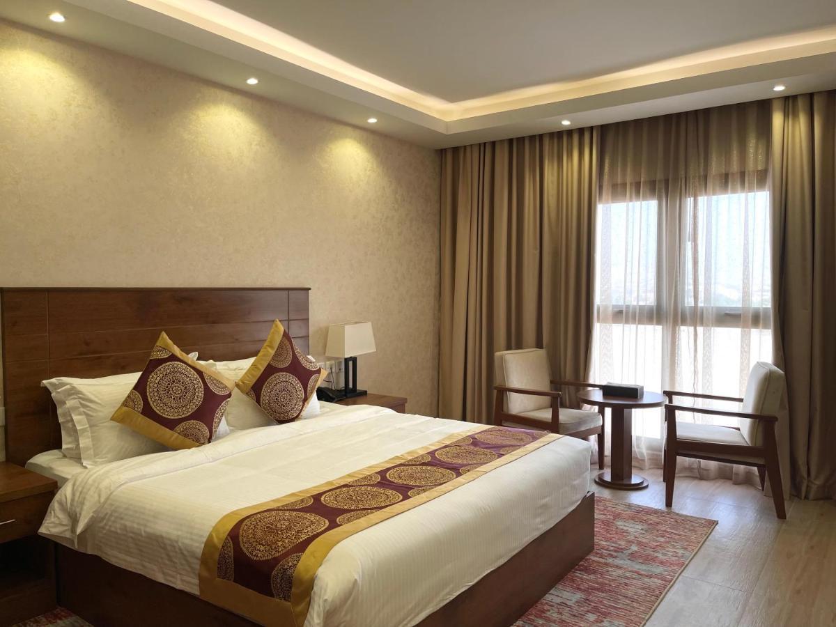 Alsahwa Hotel Seeb Exterior foto