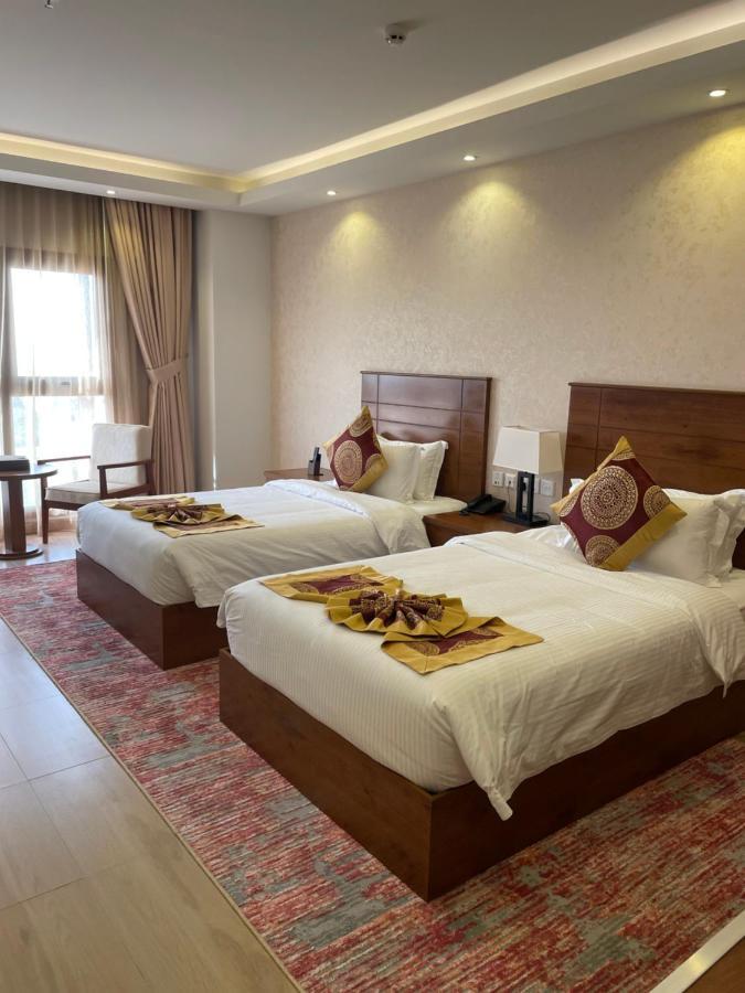 Alsahwa Hotel Seeb Exterior foto